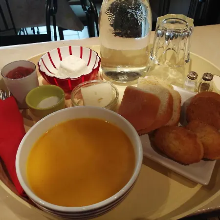 La Maison Du Bonheur Couette-café