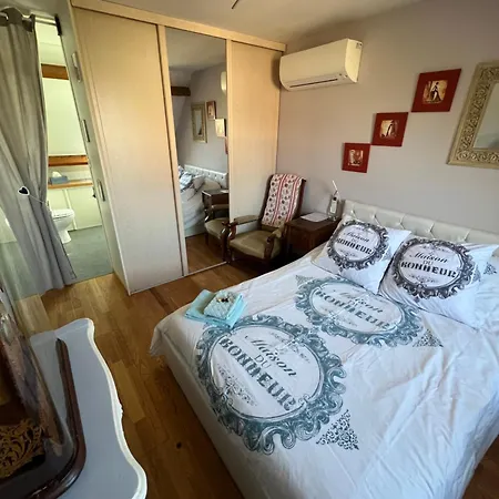 Bed & Breakfast La Maison Du Bonheur *
