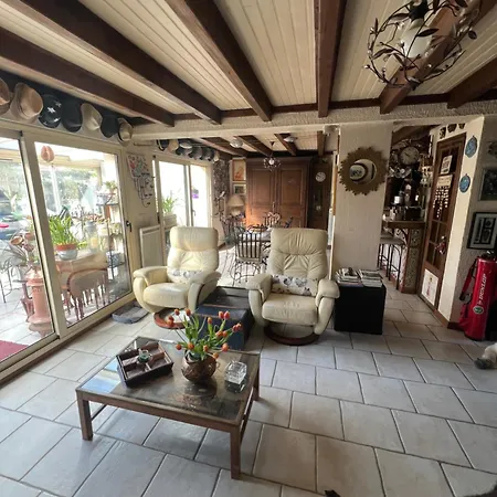 La Maison Du Bonheur Bed & Breakfast Saintry-sur-Seine