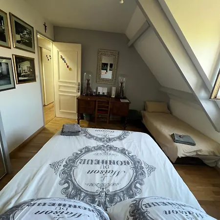Couette-café La Maison Du Bonheur *
